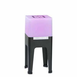 土金色全能音箱 集七彩灯、大功率与超长播放于一体的创意家居台灯